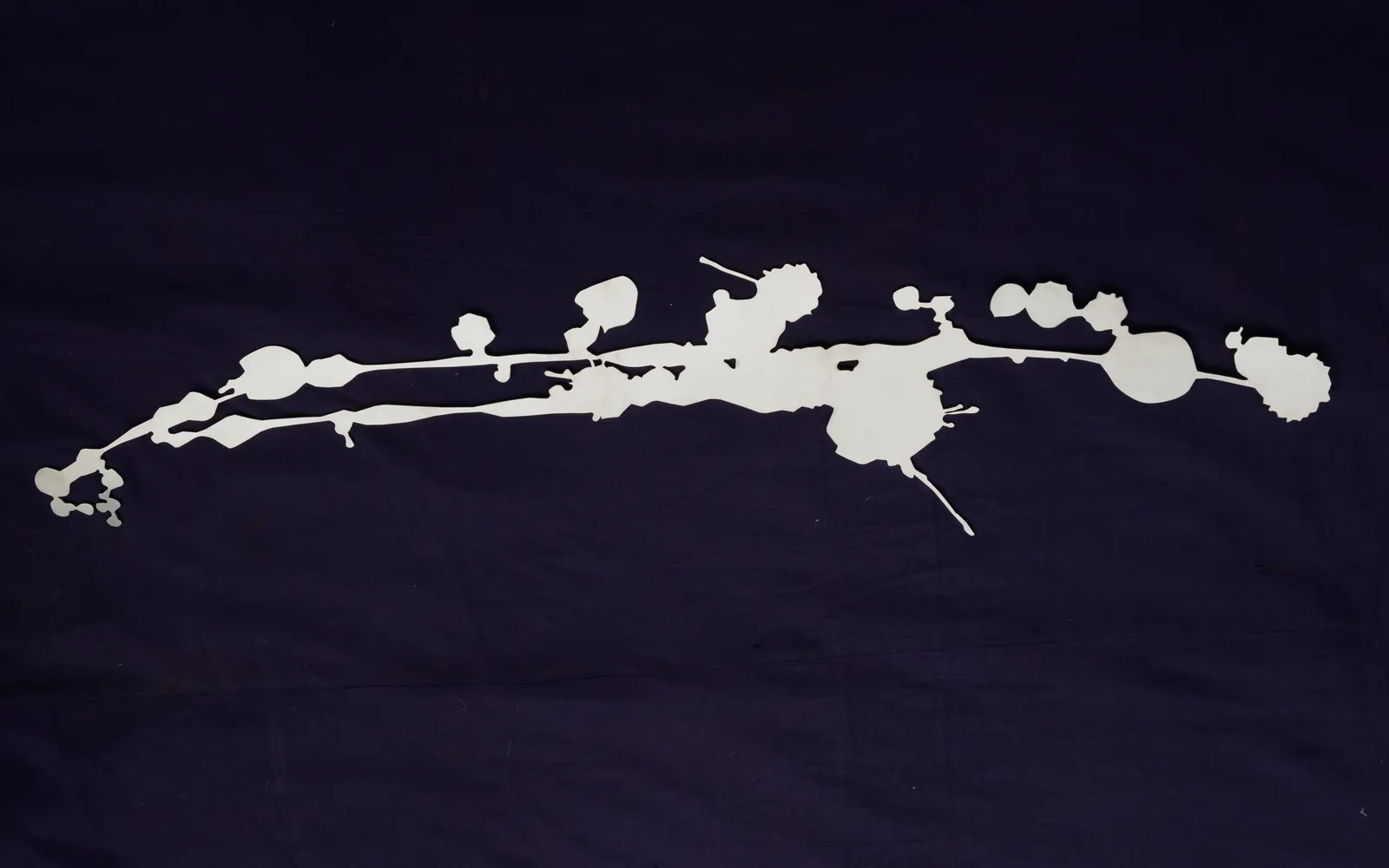 “Dripping piece”, H 80 B 20 cm, Wandobjekt, Edelstahl, 2017