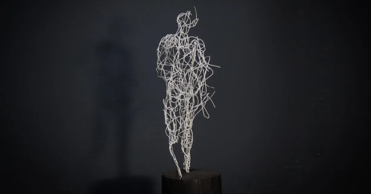 Skulptur von Bildhauerin Stefanie Welk, Kunst für Wohnraum, Praxisräume und Büro