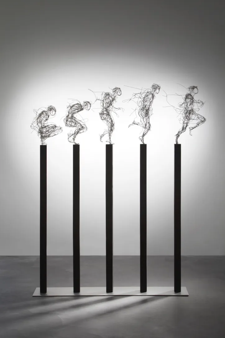 AUFBRUCH – Skulptur von Bildhauerin Stefanie Welk, Kunst für Wohnraum, Praxisräume und Büro