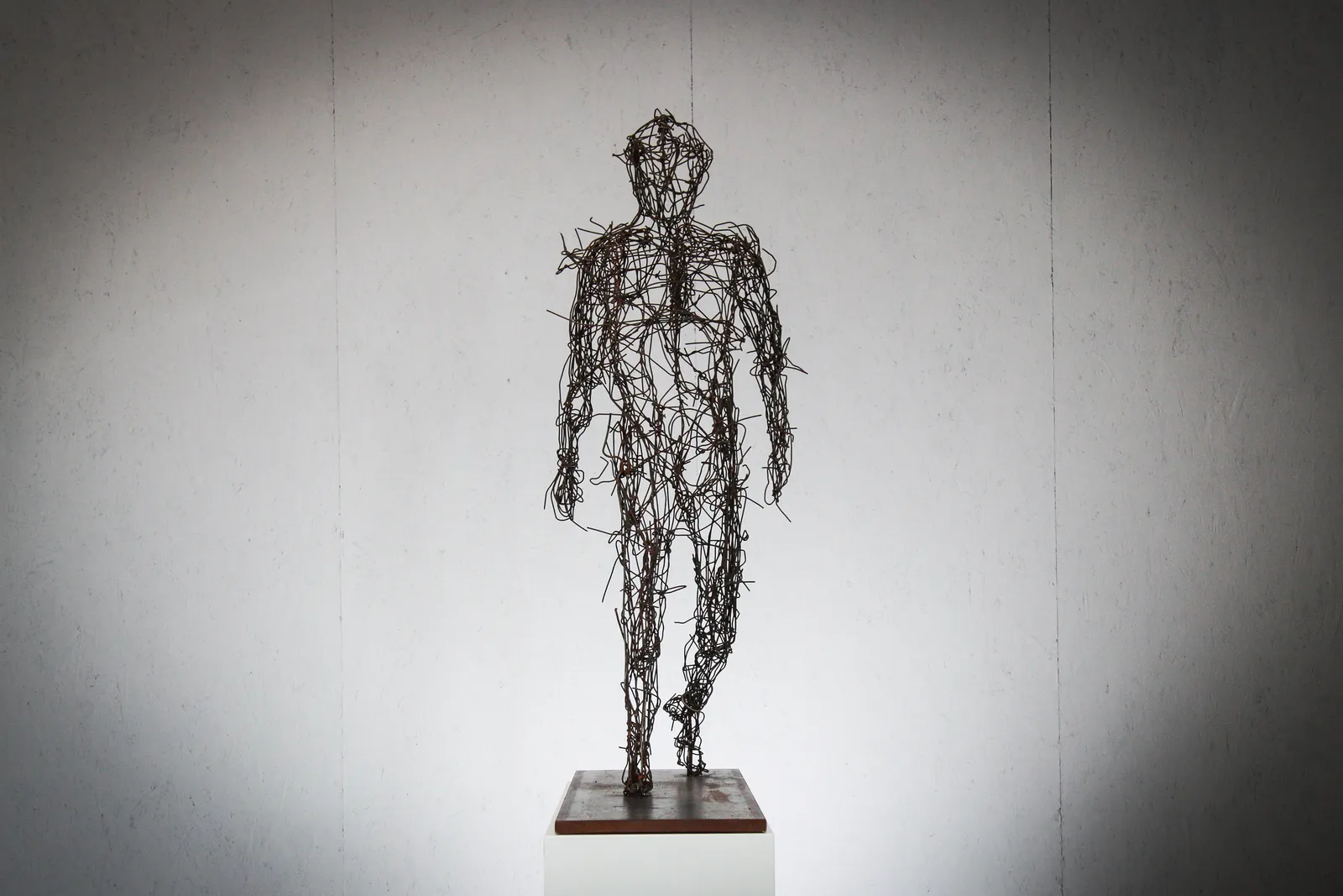 Skulptur von Bildhauerin Stefanie Welk, Kunst für Wohnraum, Praxisräume und Büro